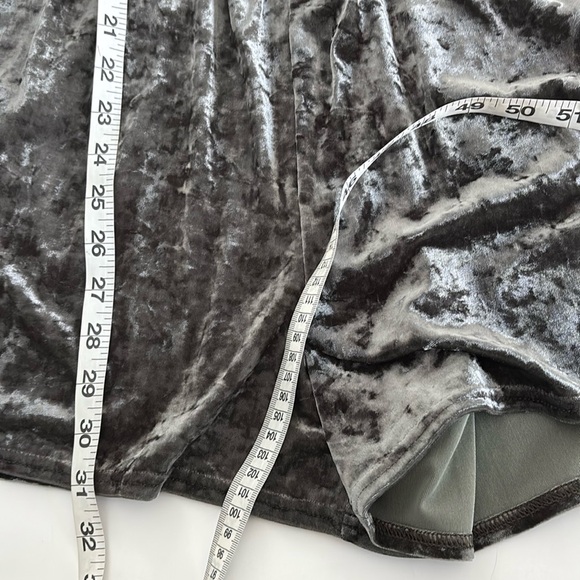 AE Soft & Sexy Romper M Crushed Velvet Keyhole Back Retro Dark Fairy Grunge Goth - Picture 11 of 16